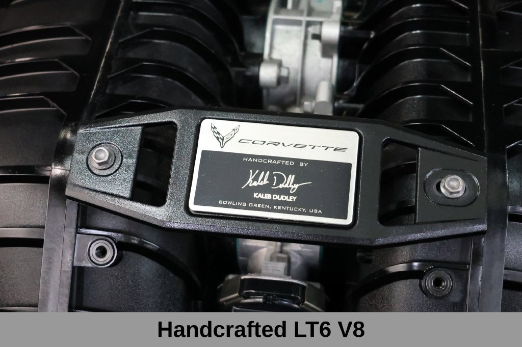Used 2024 Chevrolet Corvette Z06 w/ Stealth Interior Trim Package RWD image 6