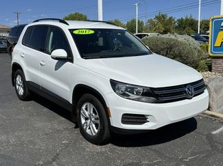 Used 2017 Volkswagen Tiguan S image 1