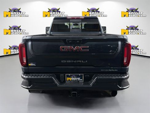 Used 2021 GMC Sierra 2500 Denali image 6