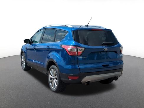 Used 2017 Ford Escape Titanium FWD image 4