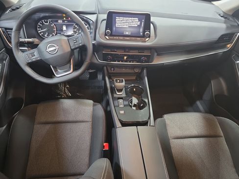 New 2026 Nissan Rogue SV image 9