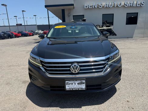 Used 2020 Volkswagen Passat 2.0T SE w/ Sunroof Package FWD image 3