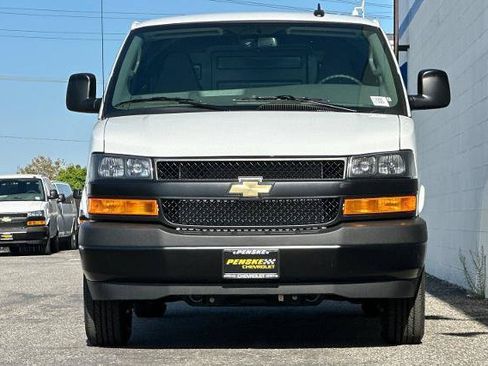 New 2026 Chevrolet Express 2500 w/ Driver Convenience Package RWD image 11