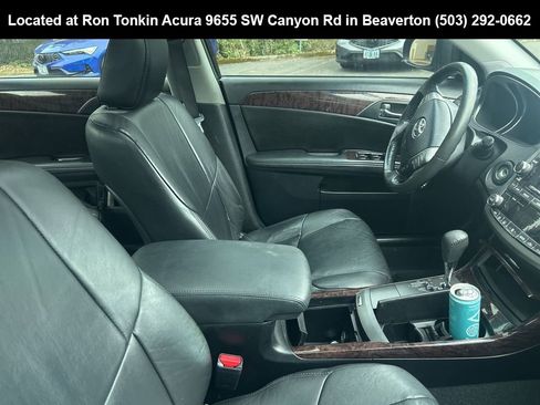 Used 2012 Toyota Avalon image 6