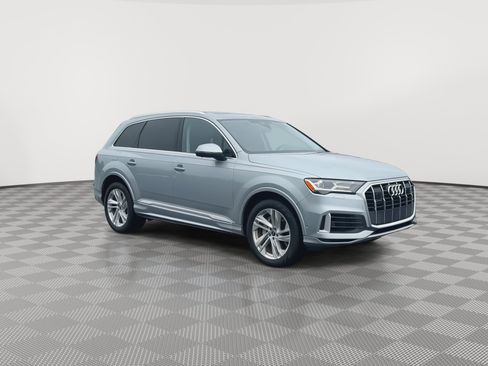 Used 2023 Audi Q7 3.0T Premium Plus AWD/4WD image 2