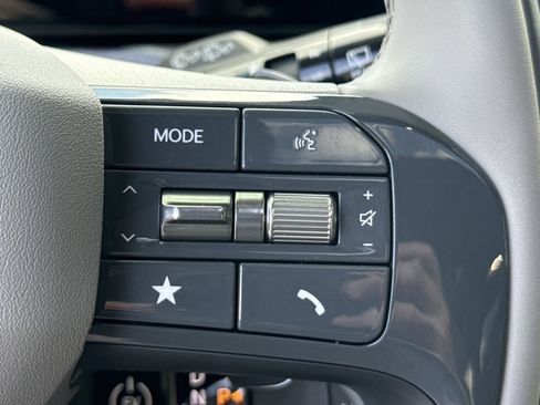 New 2026 Kia EV9 Land image 30