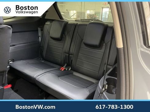 New 2026 Volkswagen Atlas SEL image 9