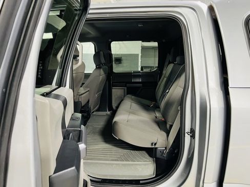 Used 2020 Ford F150 XLT w/ Equipment Group 302A Luxury image 24