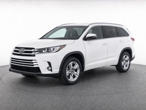 Used 2019 Toyota Highlander Limited FWD image 36