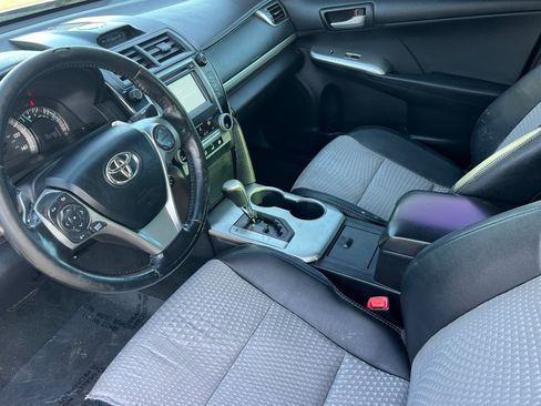 Used 2012 Toyota Camry SE image 7