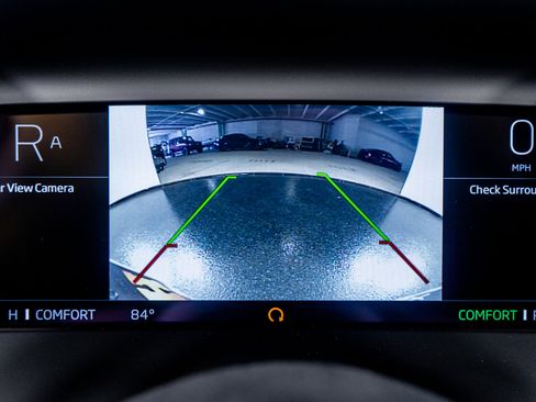 Used 2024 McLaren 750S Spider image 45