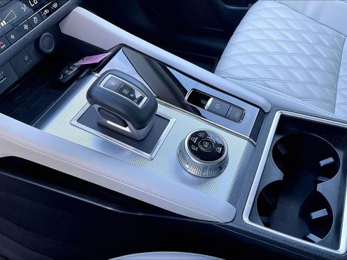 Used 2022 Mitsubishi Outlander SEL image 16