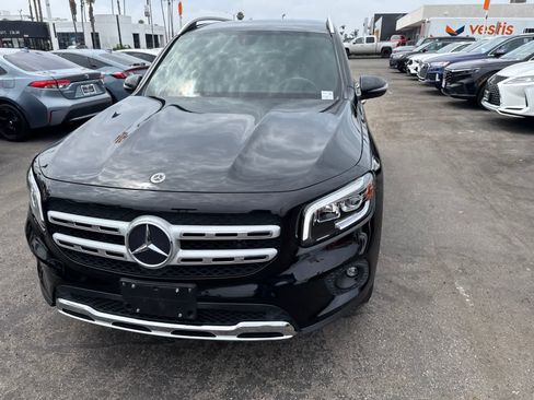 Used 2021 Mercedes-Benz GLB 250 image 4