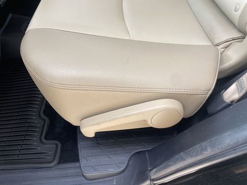 Used 2022 Toyota 4Runner SR5 Premium w/ Moonroof Package image 33