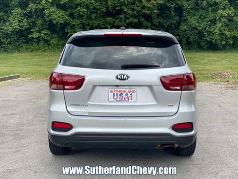 Used 2020 Kia Sorento LX FWD image 6