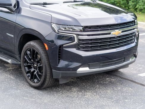 Used 2022 Chevrolet Tahoe LT w/ Luxury Package AWD/4WD image 41