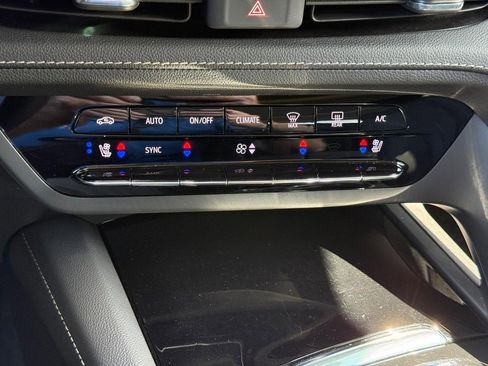 Certified 2023 Buick Envision Avenir image 20