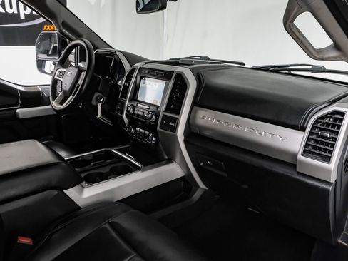 Used 2020 Ford F250 Lariat image 13
