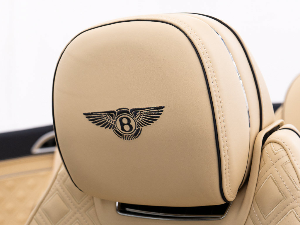 Certified 2023 Bentley Continental GT Azure AWD/4WD image 25