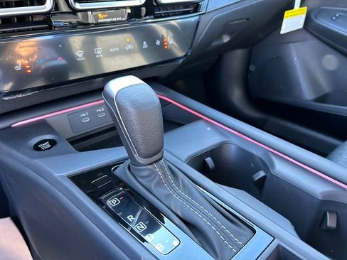 New 2026 Nissan Sentra SV image 19