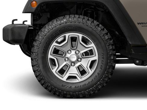 Used 2017 Jeep Wrangler Unlimited Rubicon w/ Connectivity Group AWD/4WD image 14