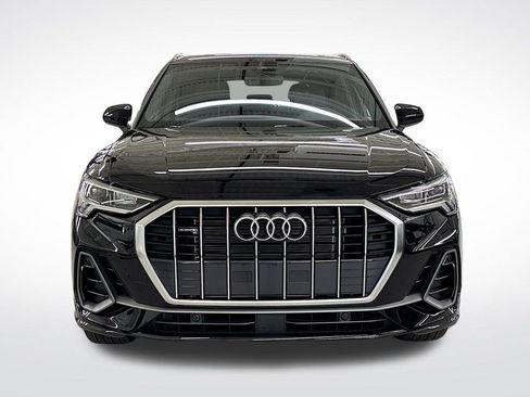 New 2025 Audi Q3 2.0T Premium image 8