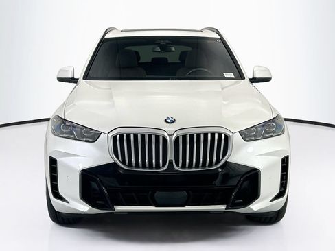 Used 2024 BMW X5 xDrive40i w/ M Sport Package AWD/4WD image 2