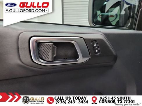 Used 2025 Ford Bronco Outer Banks image 20