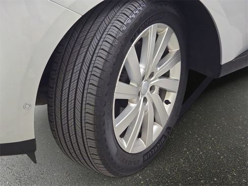 Used 2024 Land Rover Range Rover SE image 35