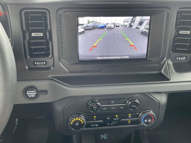 Used 2023 Ford Bronco 4-Door AWD/4WD image 29