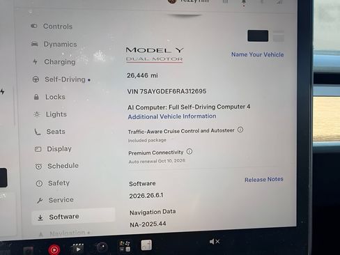 Used 2024 Tesla Model Y Performance AWD/4WD image 17