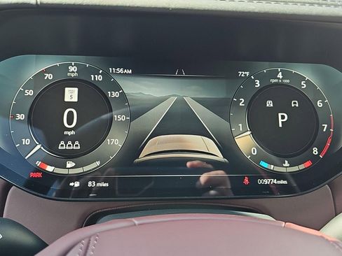 Used 2024 Land Rover Range Rover SE image 12