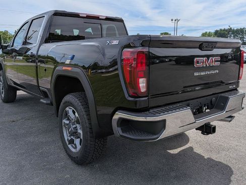 New 2026 GMC Sierra 2500 SLE w/ SLE Value Package; AWD/4WD image 8