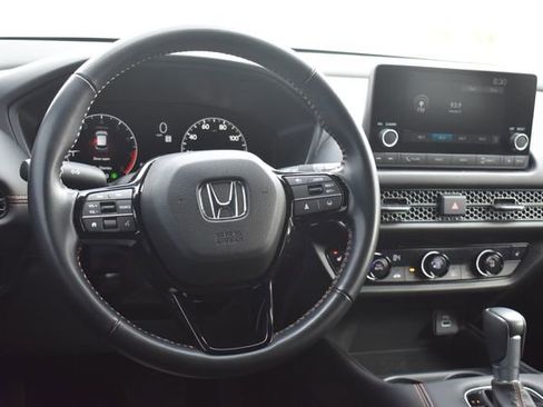 Used 2025 Honda HR-V Sport image 17