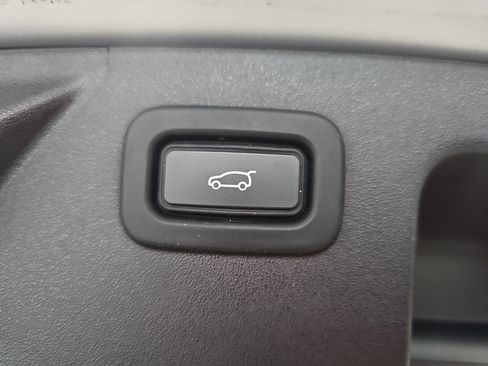 Used 2020 Land Rover Discovery Sport S AWD/4WD image 13