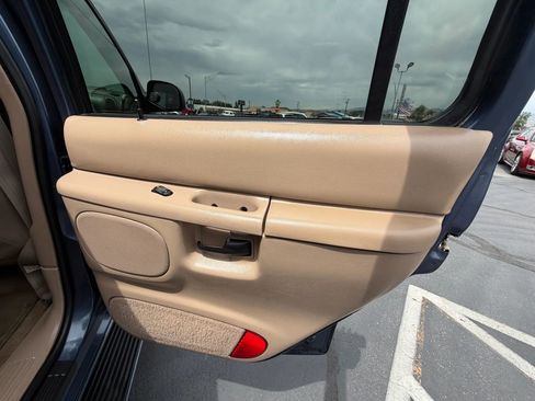 Used 2000 Mercury Mountaineer 2WD V8 image 18