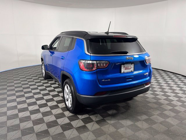 Used 2018 Jeep Compass Latitude w/ Popular Equipment Group AWD/4WD image 5