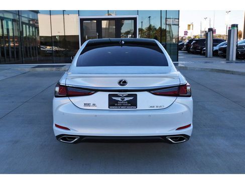Used 2022 Lexus ES 350 Ultra Luxury image 7