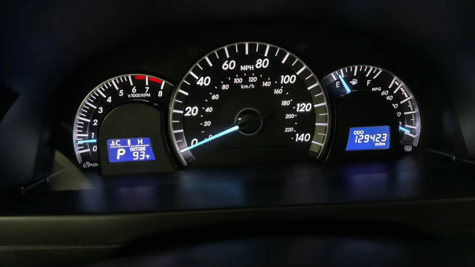 Used 2013 Toyota Camry SE FWD image 11