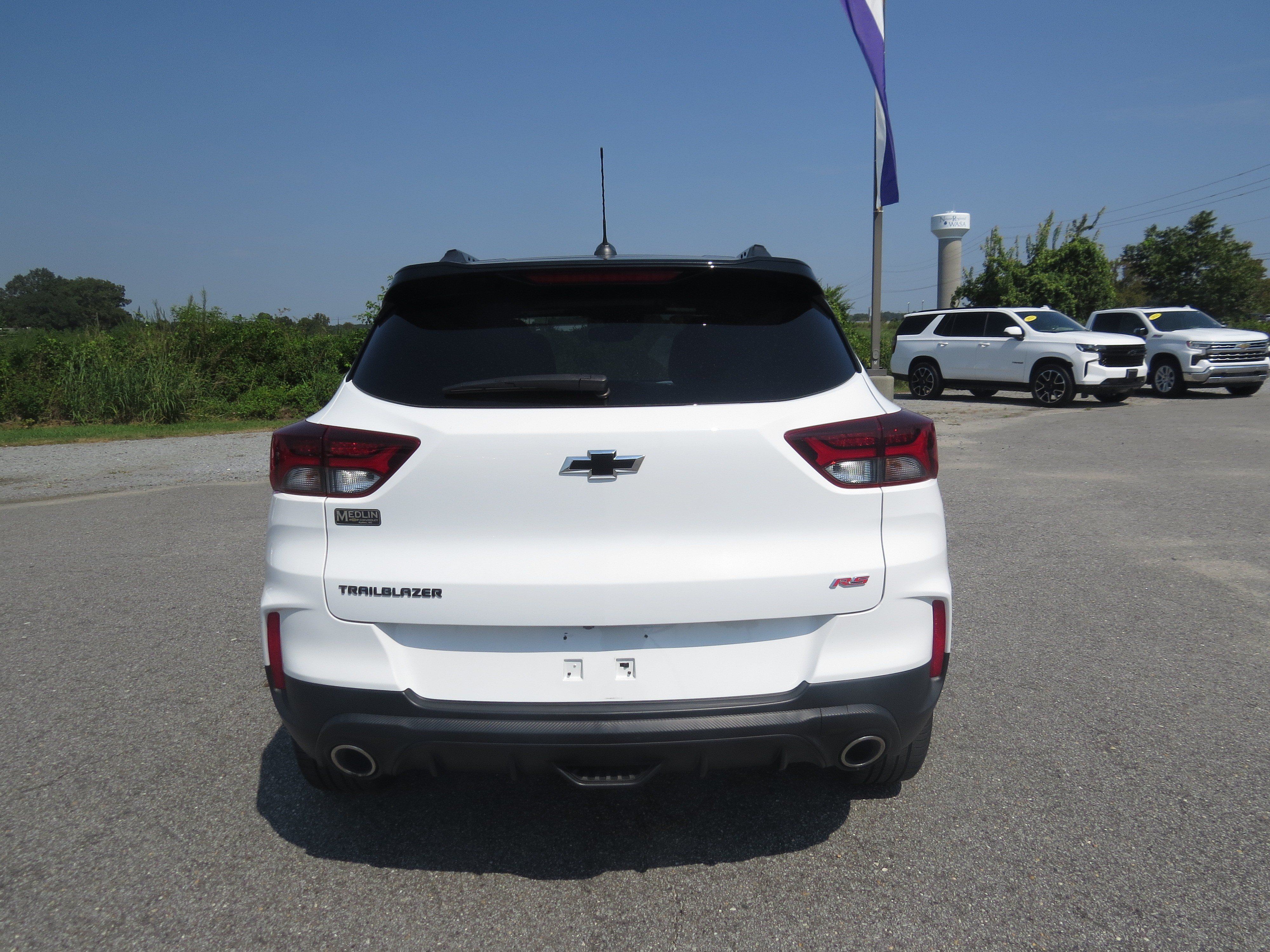 Used 2023 Chevrolet TrailBlazer RS w/ Convenience Package FWD image 4