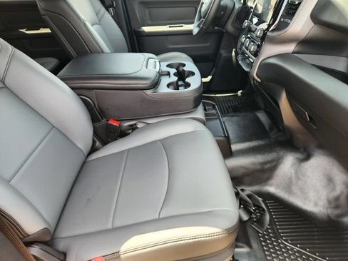New 2026 RAM 2500 Tradesman AWD/4WD image 13