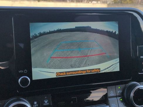 Certified 2026 Toyota Highlander XLE image 22