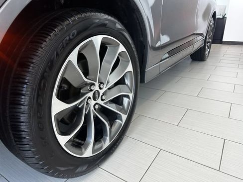 Certified 2025 Lincoln Aviator AWD w/ Jet Appearance Package image 11
