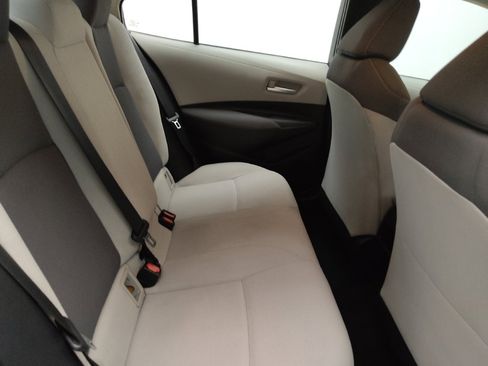 Used 2020 Toyota Corolla L FWD image 19