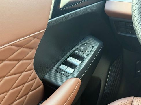 New 2026 Mitsubishi Outlander SEL AWD/4WD image 7