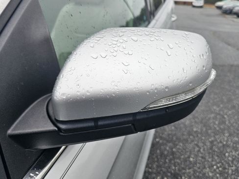 Used 2015 Ford Edge Titanium image 24