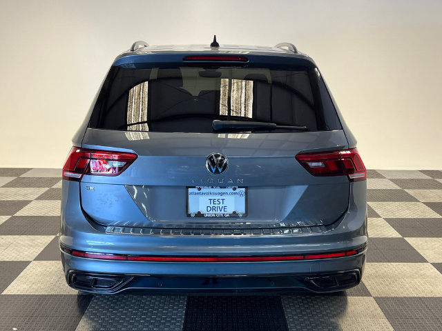 Certified 2023 Volkswagen Tiguan SE R-Line FWD image 4