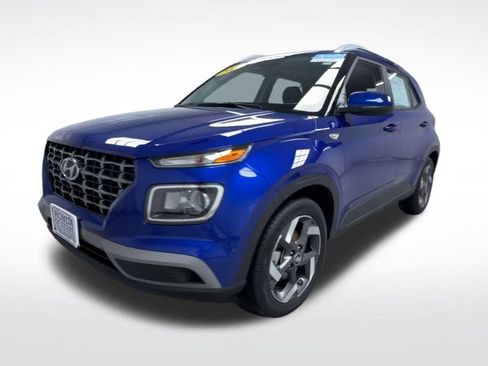 Used 2026 Hyundai Venue SEL FWD image 4