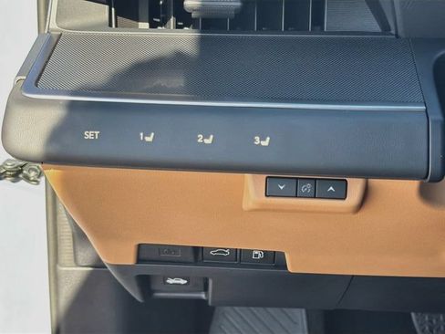 New 2026 Lexus ES 350h AWD w/ Cold Area Package image 35