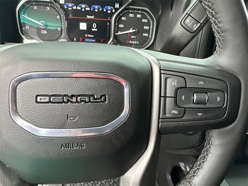 Used 2023 GMC Sierra 2500 Denali w/ Denali Ultimate Package image 27